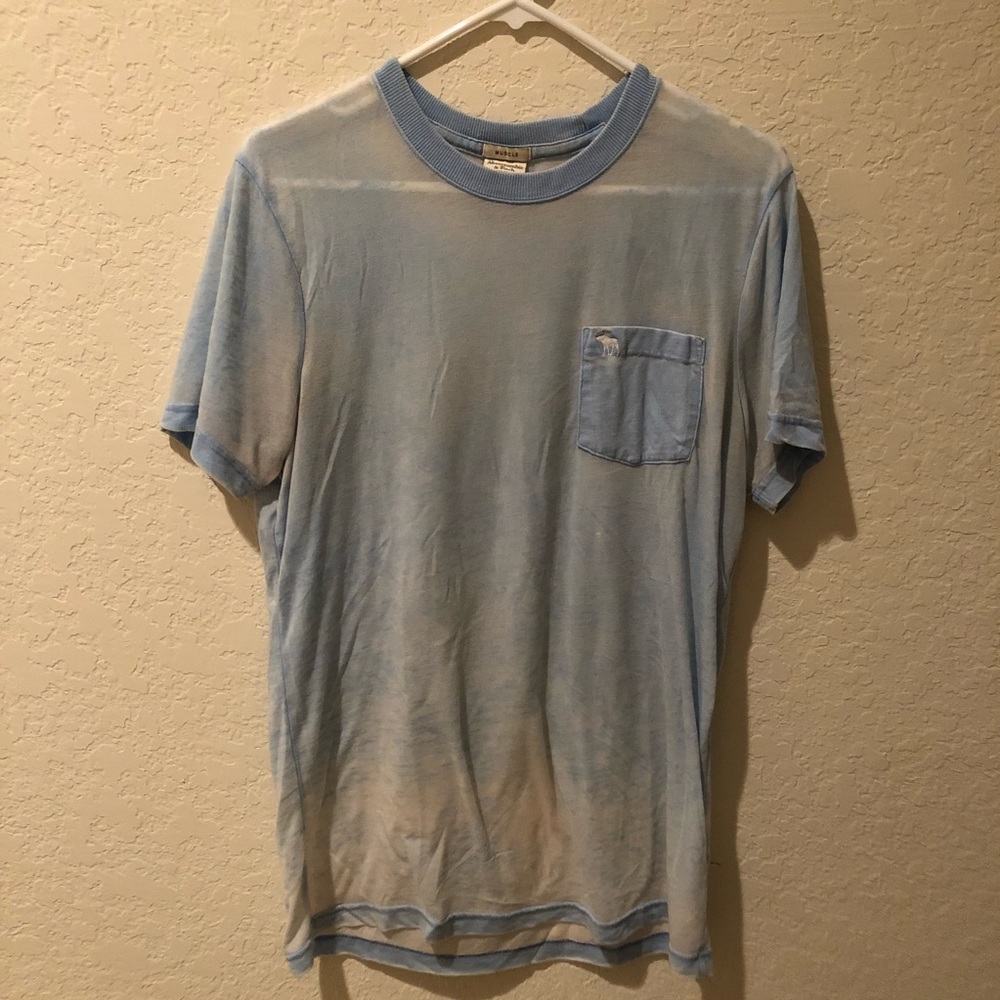 Abercrombie & Fitch Blue t-shirt
